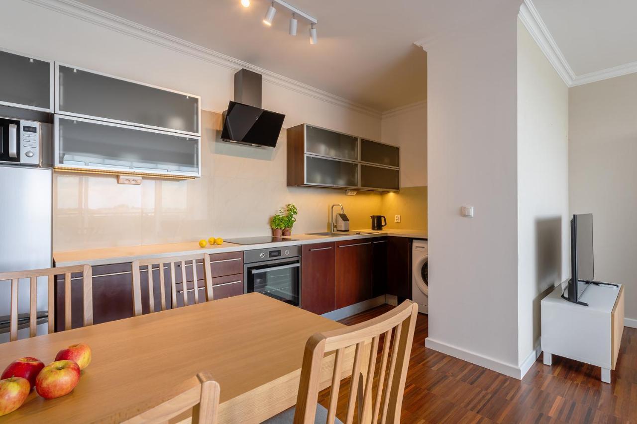 Better Rentral: Kobielska 6 With Free Parking And Park View Terrace Butas