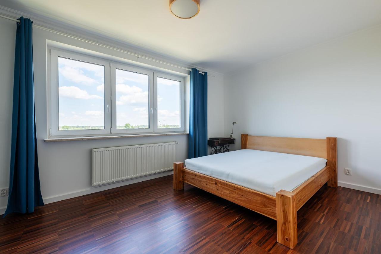 Better Rentral: Kobielska 6 With Free Parking And Park View Terrace Butas Warsaw