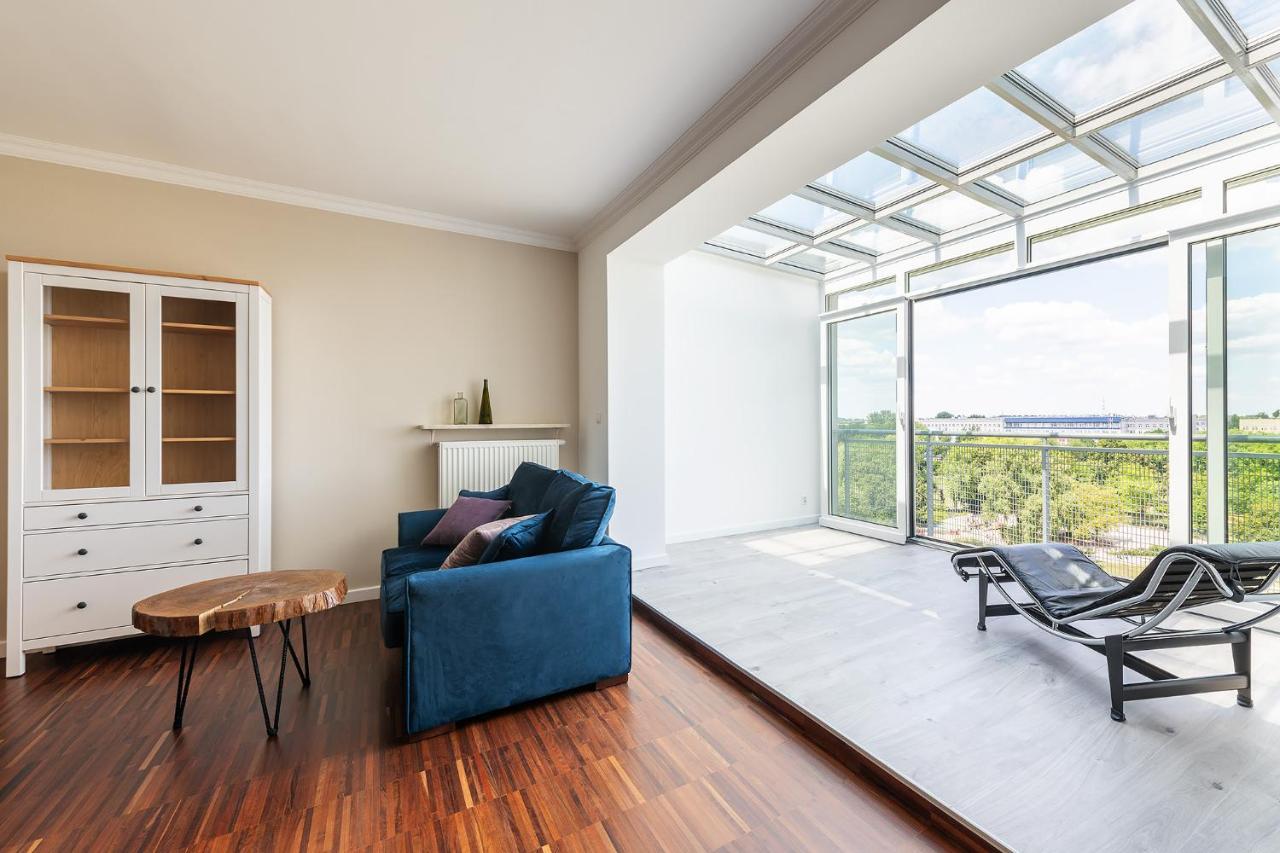 Better Rentral: Kobielska 6 With Free Parking And Park View Terrace Warsaw
